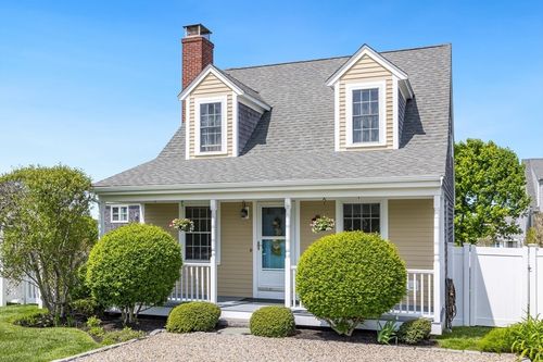 29 Wood Ave, Sandwich, MA, 02563-1943 | Card Image