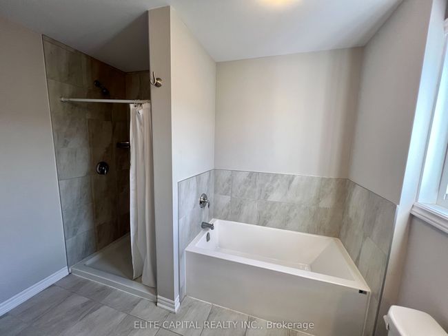 8125 Brookside Dr, House other with 4 bedrooms, 4 bathrooms and 4 parking in Niagara Falls ON | Image 21