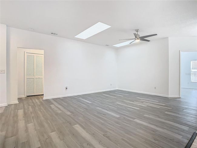 4371 Weeping Willow Cir, House other with 3 bedrooms, 2 bathrooms and null parking in Casselberry FL | Image 4