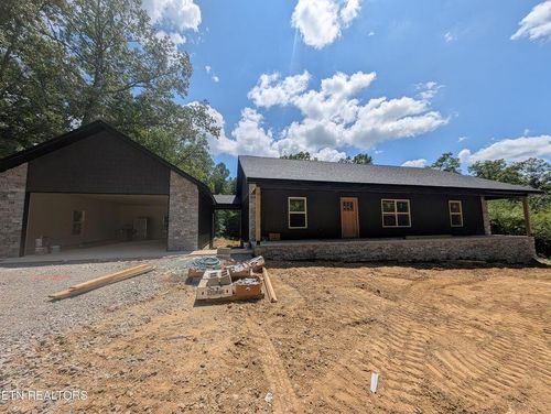 2759 Banner Springs Rd, Jamestown, TN, 38556-5033 | Card Image
