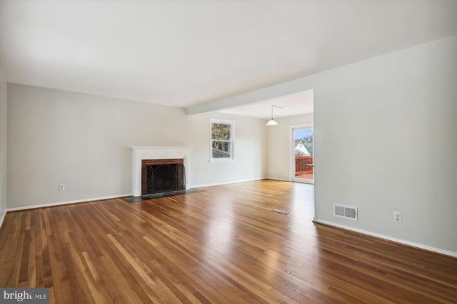 9213 Cypress Ave, House other with 5 bedrooms, 3 bathrooms and null parking in BETHESDA MD | Image 4