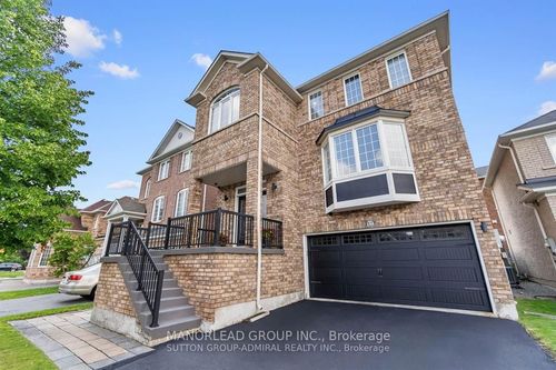 195 Alfred Smith Way, Newmarket, ON, L3X3C4 | Card Image