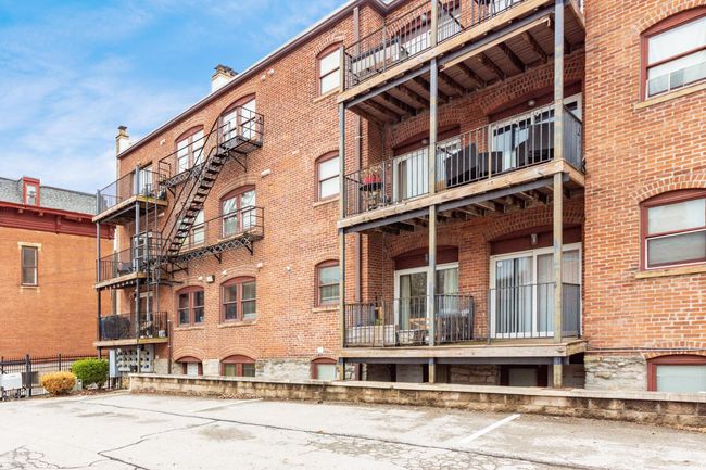 108 Hamilton Ave, Condo with 2 bedrooms, 2 bathrooms and null parking in Columbus OH | Image 27