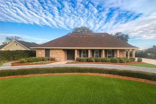 102 Liberty St, Belle Chasse, LA, 70037-1604 | Card Image