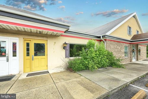 3409 Rosstown Rd, WELLSVILLE, PA, 17365-9796 | Card Image