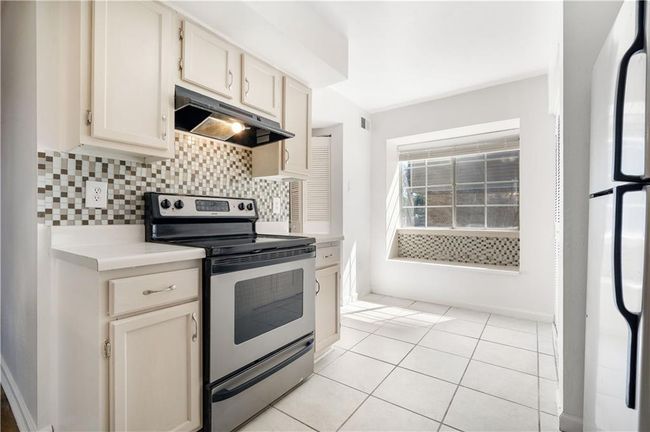 APT-84 - 6701 Dickens Ferry Rd, Condo with 3 bedrooms, 3 bathrooms and 1 parking in Mobile AL | Image 10