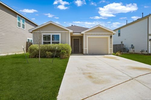 9510 Ranch Loop, San Antonio, TX, 78254-4772 | Card Image