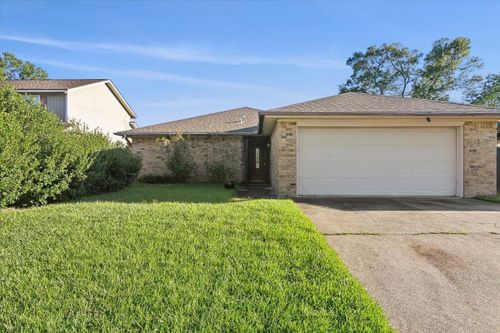 2505 Northmont, Orange, TX, 77630 | Card Image