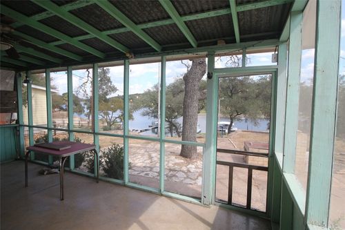 20203 Barnett Glenn Rd, Spicewood, TX, 78669-6573 | Card Image