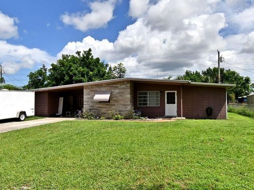 107 E Arbor Ave, Port St. Lucie, FL, 34952-1304 | Card Image