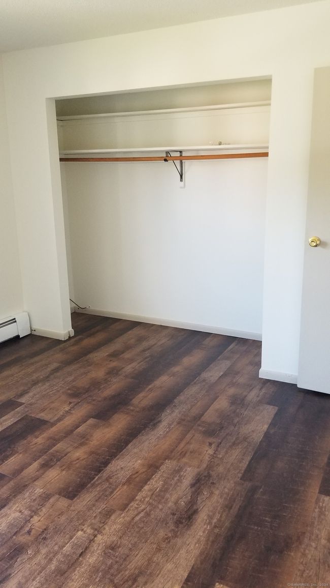 APT-11 - 75 Balance Rock Rd, Condo with 2 bedrooms, 1 bathrooms and 2 parking in Seymour CT | Image 20
