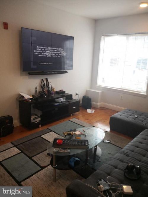 apt-1-617 N 11th St, PHILADELPHIA, PA, 19123-3572 | Card Image