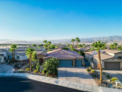 74080 Portola Pointe Ln, Palm Desert, CA, 92211-2907 | Card Image