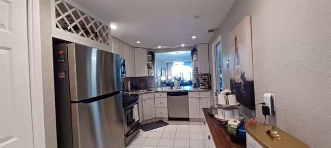APT-205 - 3151 N Course Ln, Condo with 2 bedrooms, 2 bathrooms and null parking in Pompano Beach FL | Image 22