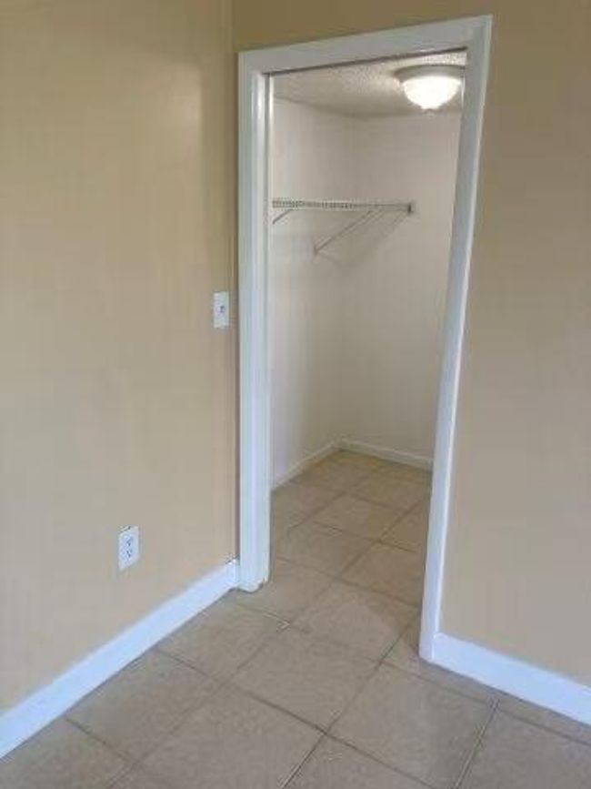 APT-322 - 8025 Sw 107 Th Ave, Condo with 2 bedrooms, 2 bathrooms and null parking in Miami FL | Image 9