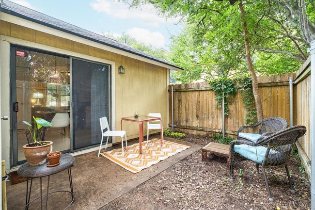 Private patio | Image 20