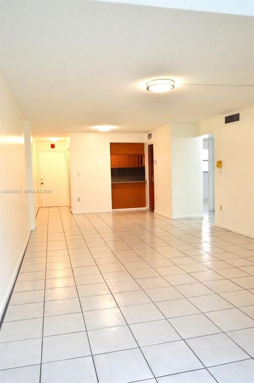 3312-1910 W 56th St, Hialeah, FL, 33012-6900 | Card Image