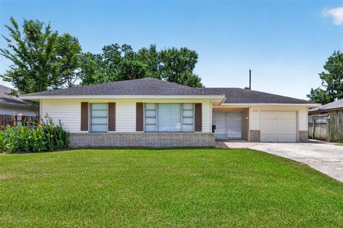 3218 Grant St, Pasadena, TX, 77503-1363 | Card Image