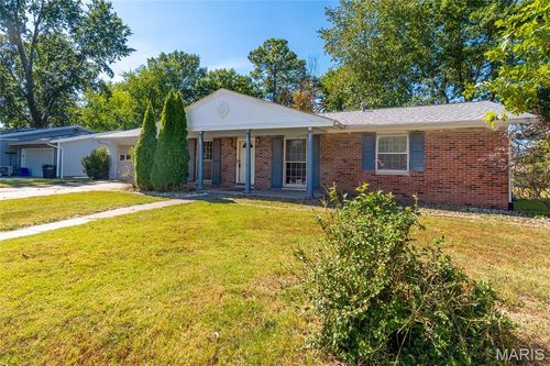 108 S Hewitt St, Carbondale, IL, 62901-2250 | Card Image