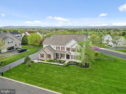 2531 Tracy Ln, Gilbertsville, PA, 19525-8301 | Card Image