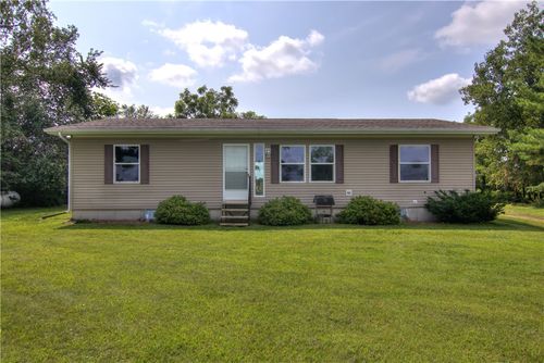 8794 530th Ave, Elk Mound, WI, 54739 | Card Image