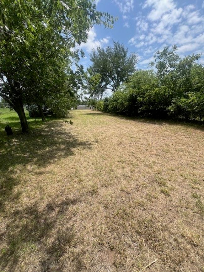 1402 Se 6 Th Ave, Home with 0 bedrooms, 0 bathrooms and null parking in Mineral Wells TX | Image 5