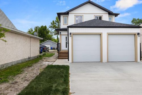4829 48 St, Olds, AB, T4H1E1 | Card Image