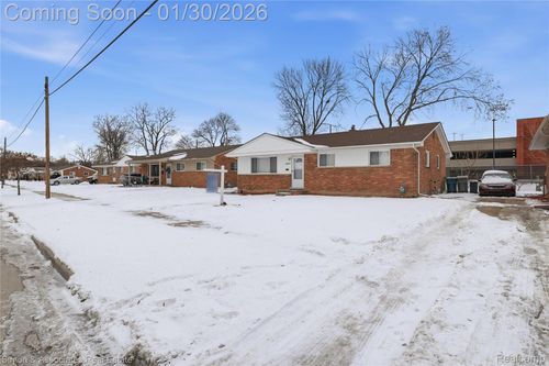 18072 Snow Ave, Dearborn, MI, 48124-4310 | Card Image