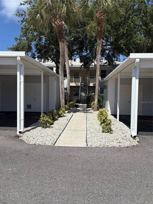 unit-352-429 Cerromar Ln, VENICE, FL, 34293-4406 | Card Image