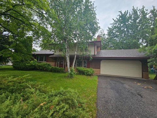 7740 Arlington Ave N, Brooklyn Park, MN, 55443-3002 | Card Image