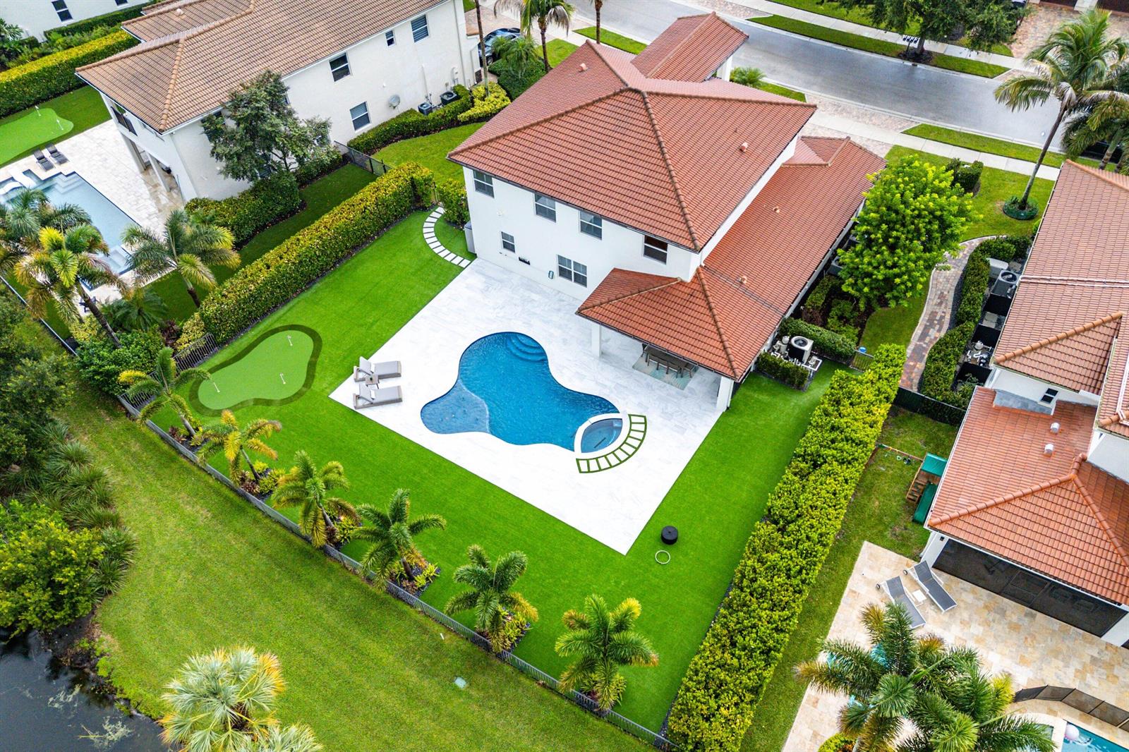 Residential in Jupiter 3