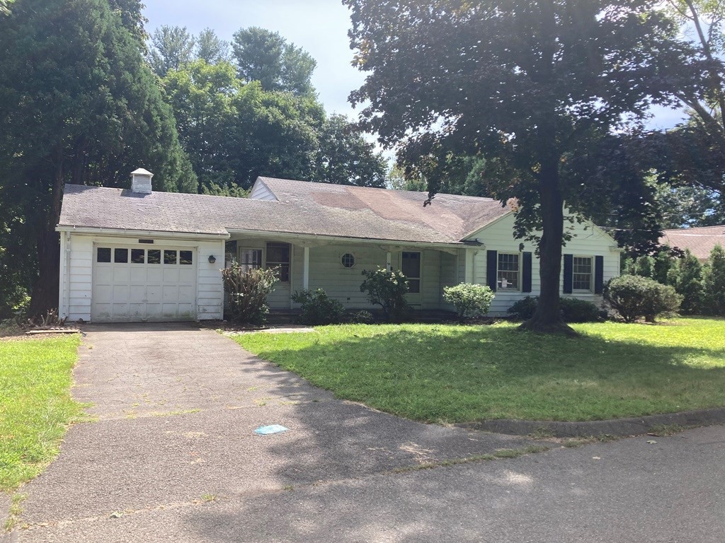 Fox Farms Rd, Florence, MA 01062