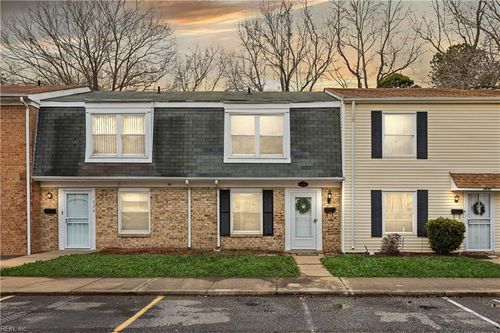 1630 Darren Cir, Portsmouth, VA, 23701-3104 | Card Image