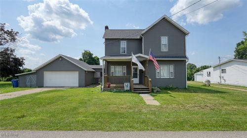 217 Mclaughlin Ave, Byesville, OH, 43723-1207 | Card Image