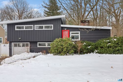 110 Corbin Rd, Hamden, CT, 06517-2907 | Card Image