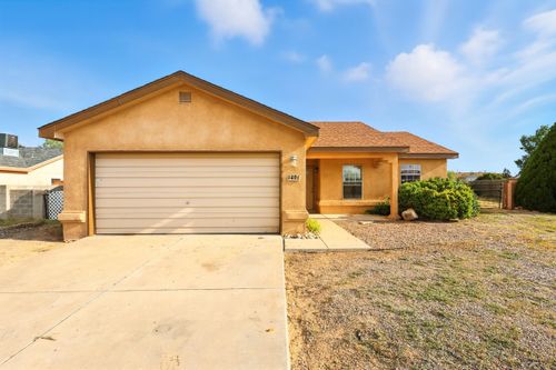 49 Milton Loop, Los Lunas, NM, 87031-6292 | Card Image