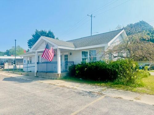 7659 Lake St, Bear Lake, MI, 49614-9238 | Card Image