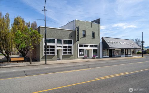 1307 Main St, Oroville, WA, 98844-9384 | Card Image