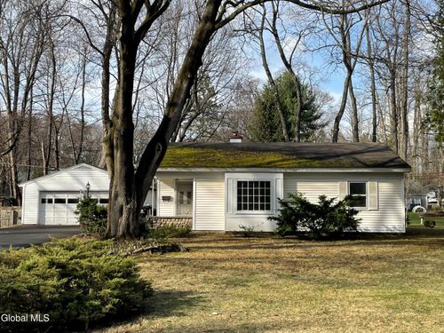 8 Clover Lane, Colonie, NY, 12211 | Card Image