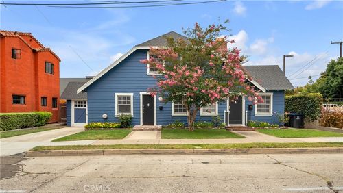 207 W Buffalo Ave, Santa Ana, CA, 92706-2716 | Card Image