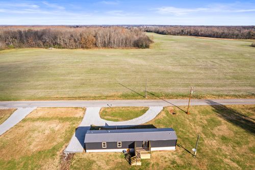 769 Stewart Rd, Huntland, TN, 37345-4427 | Card Image