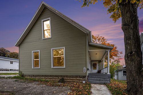 308 Yeomans St, Ionia, MI, 48846-1938 | Card Image