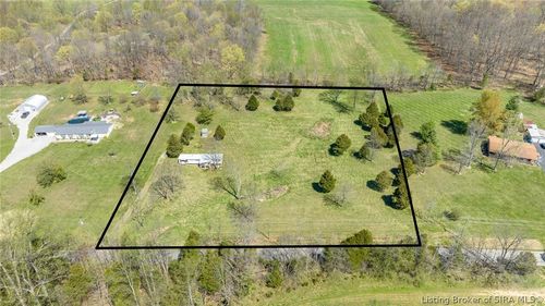 3946 Martinsburg Fire Rd, Palmyra, IN, 47164-6923 | Card Image