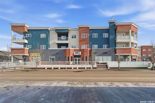 205-412 Willowgrove Sq, Saskatoon, SK, S7W0T2 | Card Image