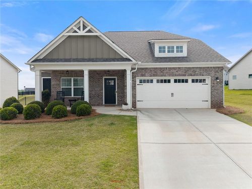 4111 Links Blvd, Jefferson, GA, 30549-8831 | Card Image