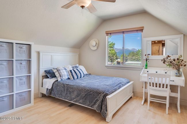3035 S Big Hollow Rd, House other with 8 bedrooms, 5 bathrooms and null parking in Daniel UT | Image 32