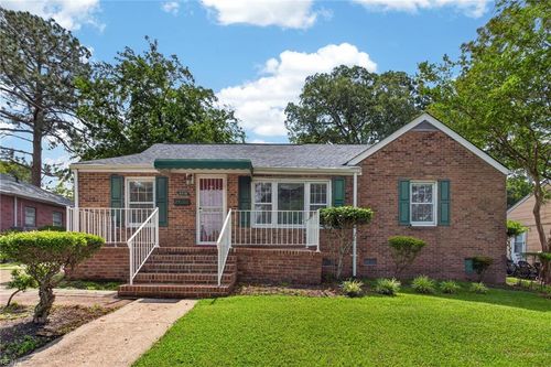 4210 Mayflower Rd, Norfolk, VA, 23508-2952 | Card Image