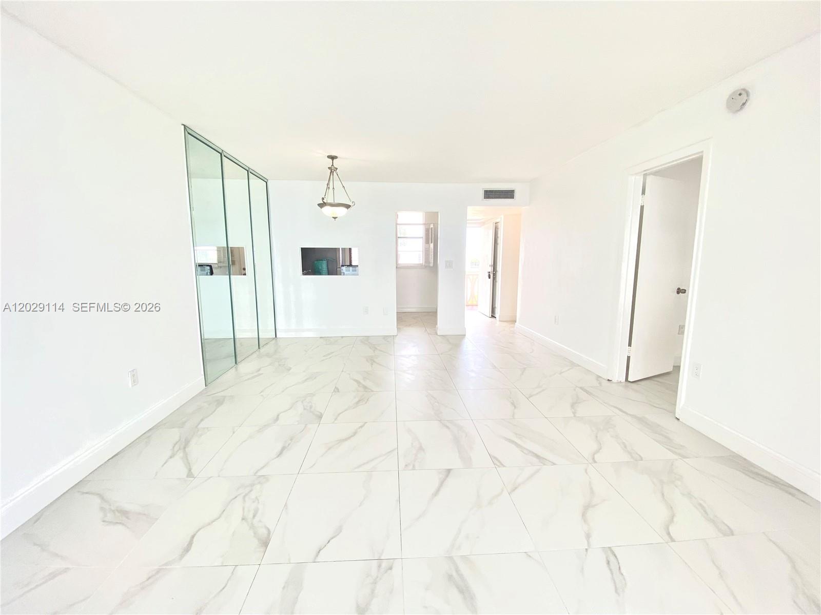 Residential Lease in Aventura 3