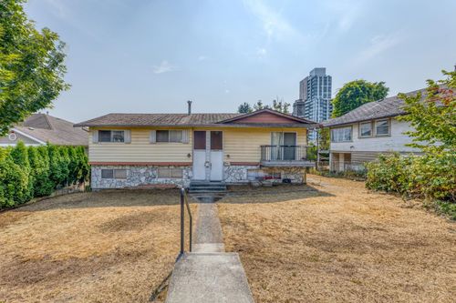 920 Harris Ave, Coquitlam, BC, V3K1S1 | Card Image