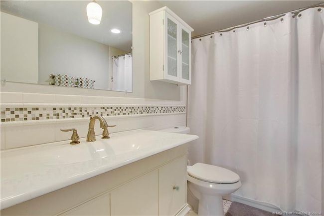 APT-103 - 3442 Ne Causeway Blvd, Condo with 2 bedrooms, 2 bathrooms and 1 parking in Jensen Beach FL | Image 26